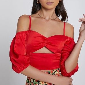 NWOT Red puffy sleeve crop top